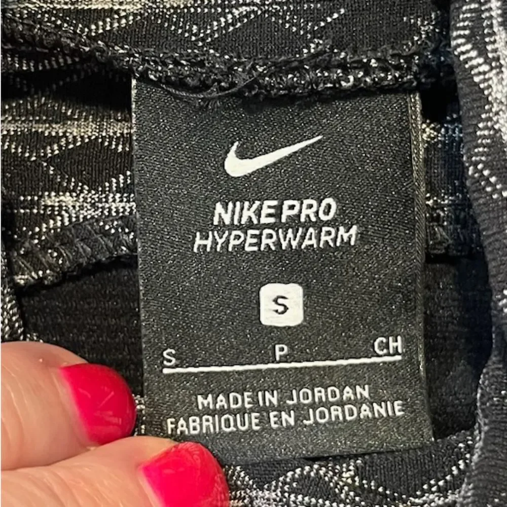 NIKE PRO Hyperwarm Womens Pullover Black Gray Women’s Size Small 933296-010